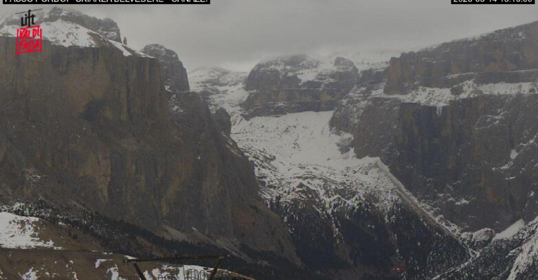 Webcam Campitello-Mazzin-Col Rodella - Canazei - Belvedere - Skiarea Belvedere