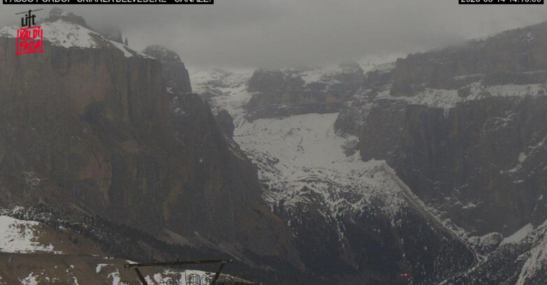 Webcam Campitello-Mazzin-Col Rodella - Canazei - Belvedere - Skiarea Belvedere