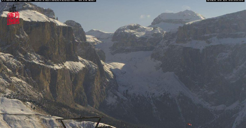 Webcam Campitello-Mazzin-Col Rodella - Canazei - Belvedere - Skiarea Belvedere