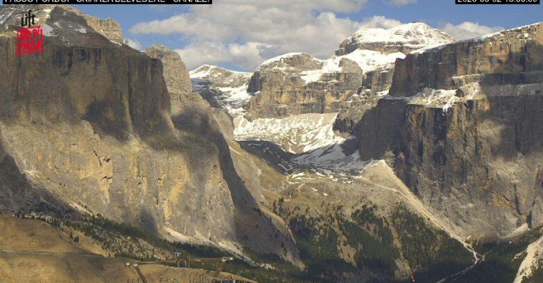 Webcam Campitello-Mazzin-Col Rodella - Canazei - Belvedere - Skiarea Belvedere