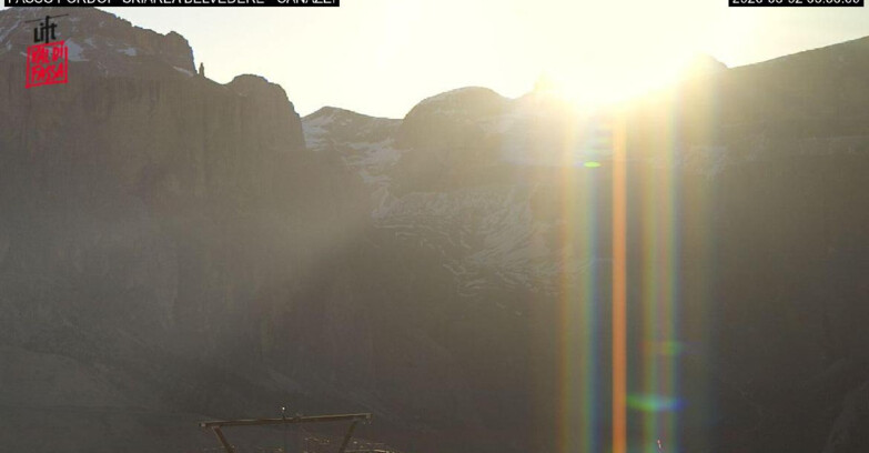 Webcam Campitello-Mazzin-Col Rodella - Canazei - Belvedere - Skiarea Belvedere