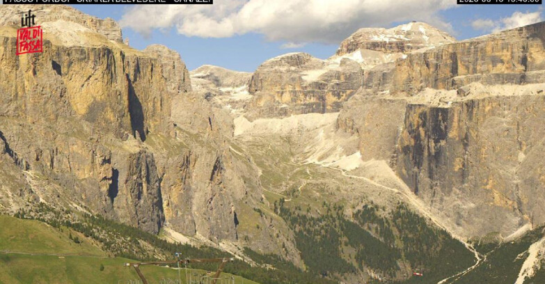 Webcam Campitello-Mazzin-Col Rodella - Canazei - Belvedere - Skiarea Belvedere