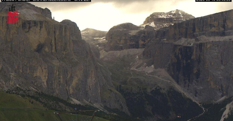 Webcam Campitello-Mazzin-Col Rodella - Canazei - Belvedere - Skiarea Belvedere