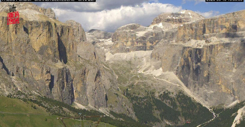 Webcam Campitello-Mazzin-Col Rodella - Canazei - Belvedere - Skiarea Belvedere