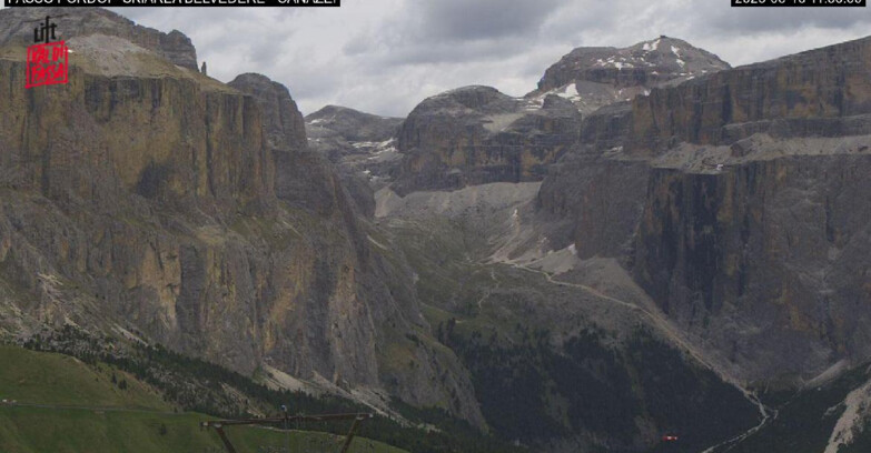 Webcam Campitello-Mazzin-Col Rodella - Canazei - Belvedere - Skiarea Belvedere