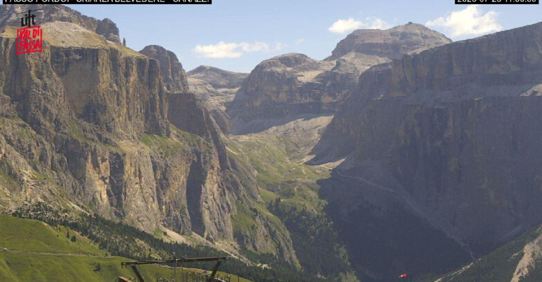 Webcam Campitello-Mazzin-Col Rodella  - Canazei - Belvedere - Skiarea Belvedere