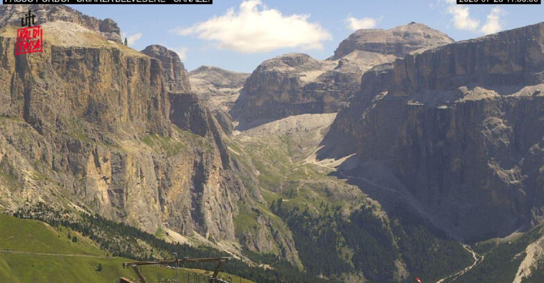 Webcam Campitello-Mazzin-Col Rodella  - Canazei - Belvedere - Skiarea Belvedere