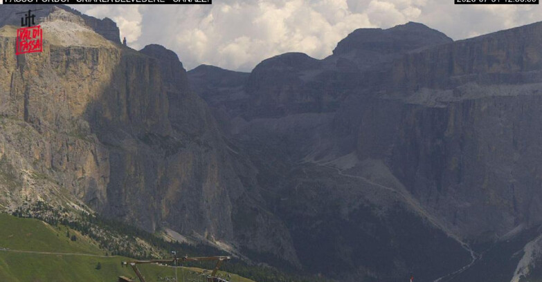 Webcam Campitello-Mazzin-Col Rodella  - Canazei - Belvedere - Skiarea Belvedere