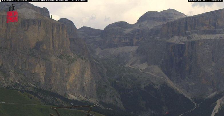 Webcam Campitello-Mazzin-Col Rodella  - Canazei - Belvedere - Skiarea Belvedere