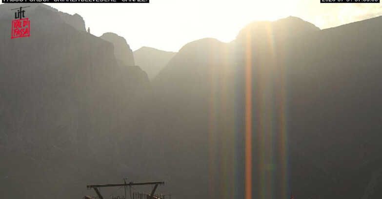Webcam Campitello-Mazzin-Col Rodella - Canazei - Belvedere - Skiarea Belvedere