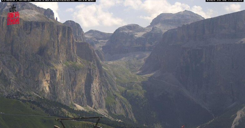 Webcam Campitello-Mazzin-Col Rodella - Canazei - Belvedere - Skiarea Belvedere