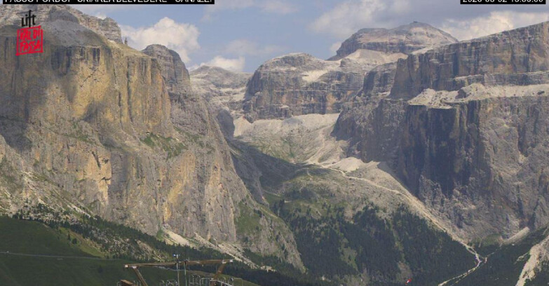 Webcam Campitello-Mazzin-Col Rodella - Canazei - Belvedere - Skiarea Belvedere
