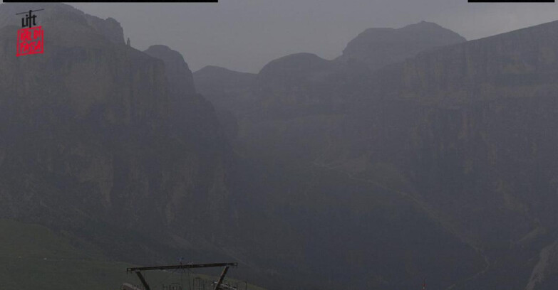 Webcam Campitello-Mazzin-Col Rodella - Canazei - Belvedere - Skiarea Belvedere