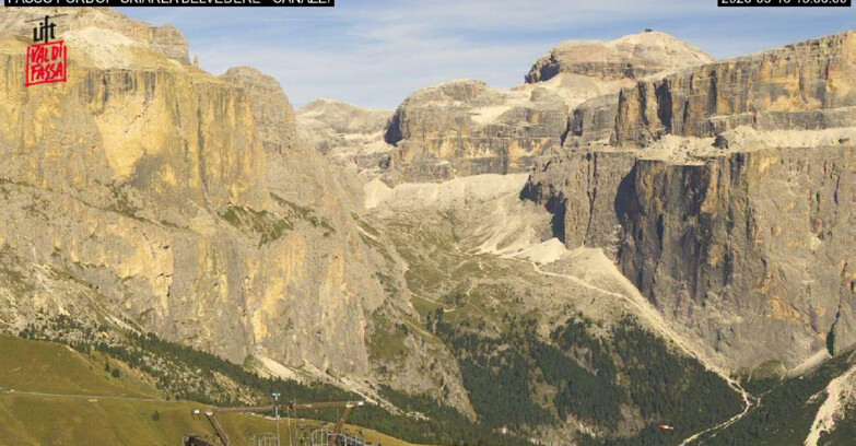 Webcam Campitello-Mazzin-Col Rodella  - Canazei - Belvedere - Skiarea Belvedere