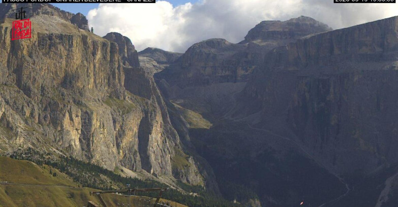 Webcam Campitello-Mazzin-Col Rodella - Canazei - Belvedere - Skiarea Belvedere