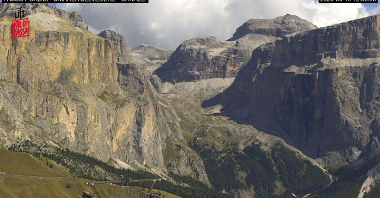 Webcam Campitello-Mazzin-Col Rodella - Canazei - Belvedere - Skiarea Belvedere