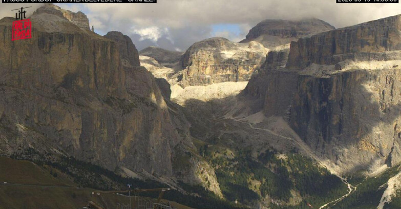Webcam Campitello-Mazzin-Col Rodella - Canazei - Belvedere - Skiarea Belvedere