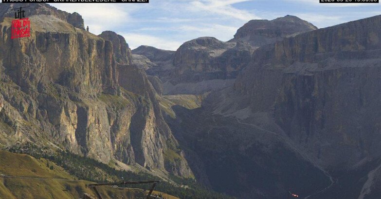 Webcam Campitello-Mazzin-Col Rodella - Canazei - Belvedere - Skiarea Belvedere