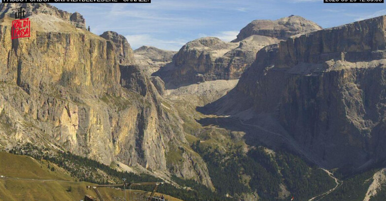 Webcam Campitello-Mazzin-Col Rodella - Canazei - Belvedere - Skiarea Belvedere