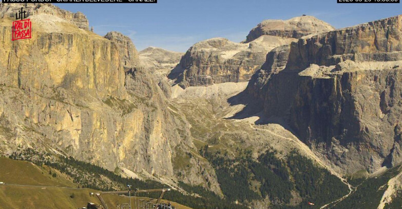 Webcam Campitello-Mazzin-Col Rodella - Canazei - Belvedere - Skiarea Belvedere