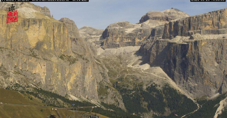 Webcam Campitello-Mazzin-Col Rodella - Canazei - Belvedere - Skiarea Belvedere