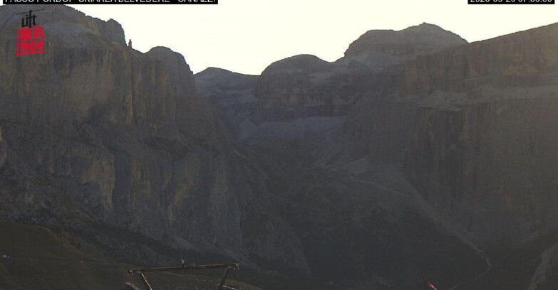 Webcam Campitello-Mazzin-Col Rodella - Canazei - Belvedere - Skiarea Belvedere