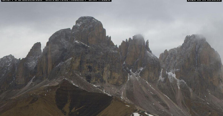 Webcam Кампителло-Маццин-Кол-Роделла  - Campitello di Fassa - Col Rodella - Gruppo del Sassolungo
