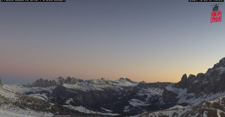 Webcam Кампителло-Маццин-Кол-Роделла  - Canazei - Passo Pordoi - Sass Pordoi