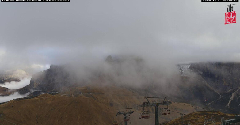 Webcam Campitello-Mazzin-Col Rodella  - Canazei - Passo Pordoi - Sass Pordoi