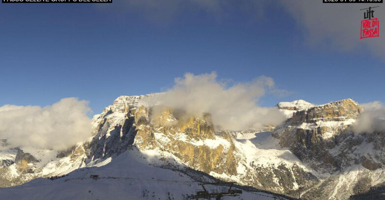 Webcam Campitello-Mazzin-Col Rodella - Canazei - Passo Pordoi - Sass Pordoi