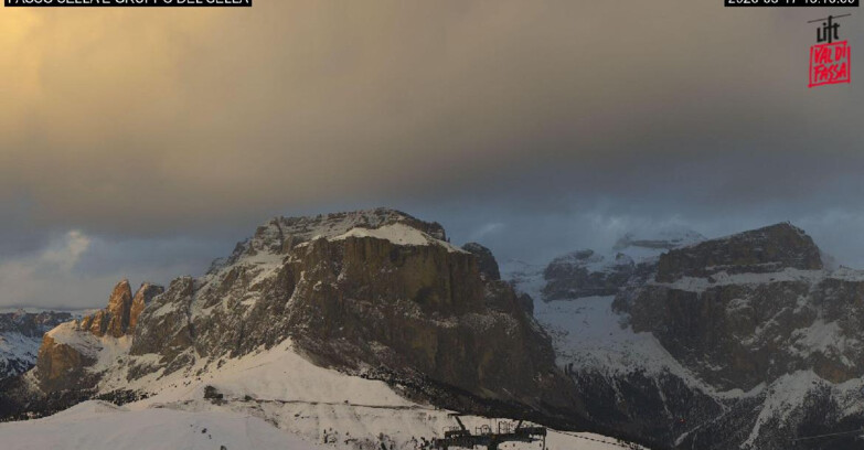 Webcam Campitello-Mazzin-Col Rodella - Canazei - Passo Pordoi - Sass Pordoi