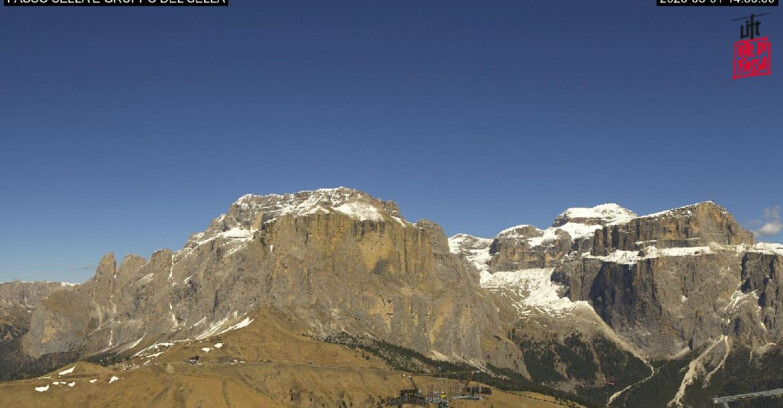Webcam Campitello-Mazzin-Col Rodella - Canazei - Passo Pordoi - Sass Pordoi