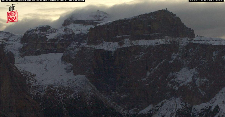 Webcam Campitello-Mazzin-Col Rodella - Canazei - Marmolada