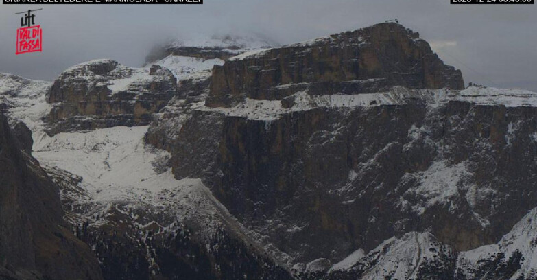 Webcam Campitello-Mazzin-Col Rodella - Canazei - Marmolada