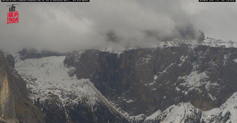 Webcam Campitello-Mazzin-Col Rodella - Canazei - Marmolada