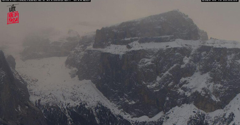 Webcam Campitello-Mazzin-Col Rodella - Canazei - Marmolada