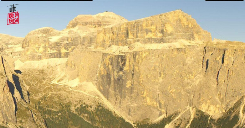 Webcam Campitello-Mazzin-Col Rodella - Canazei - Marmolada