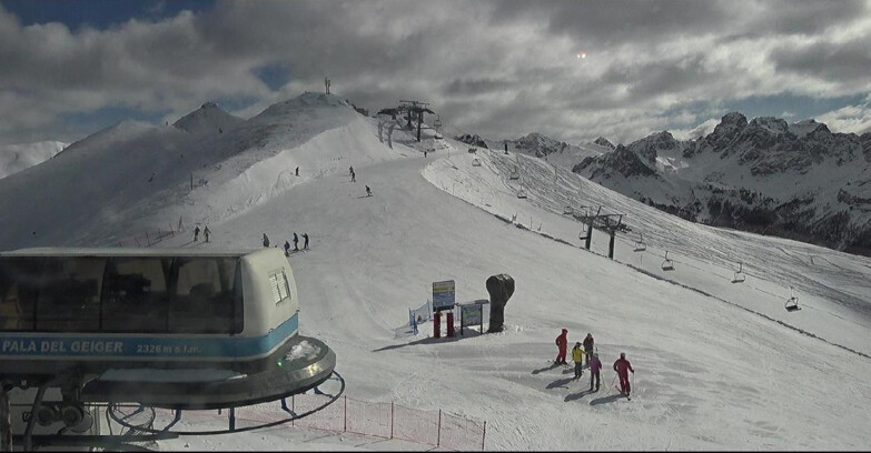 Webcam Pozza di Fassa-Aloch-Buffaure  - Col de Valvacin - Stazione a Monte