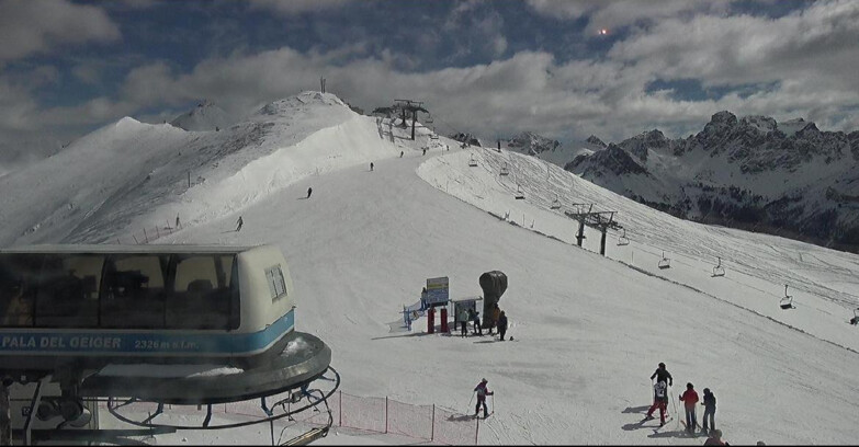 Webcam Pozza di Fassa-Aloch-Buffaure  - Col de Valvacin - Stazione a Monte