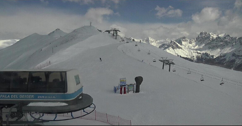 Webcam Pozza di Fassa-Aloch-Buffaure  - Col de Valvacin - Stazione a Monte