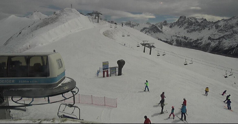 Webcam Pozza di Fassa-Aloch-Buffaure - Col de Valvacin - Stazione a Monte