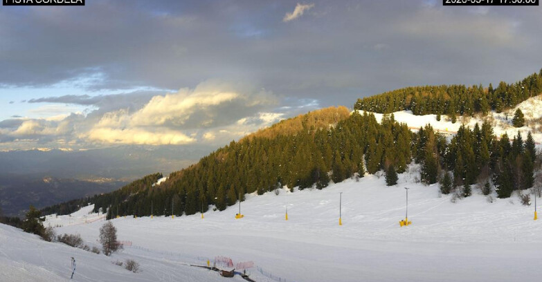 Webcam Monte Bondone - Slope Cordela and snowpark