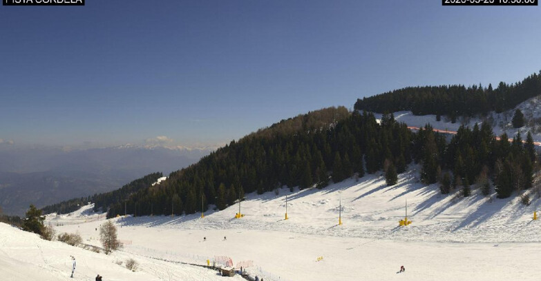 Webcam Монте-Бондоне  - Slope Cordela and snowpark