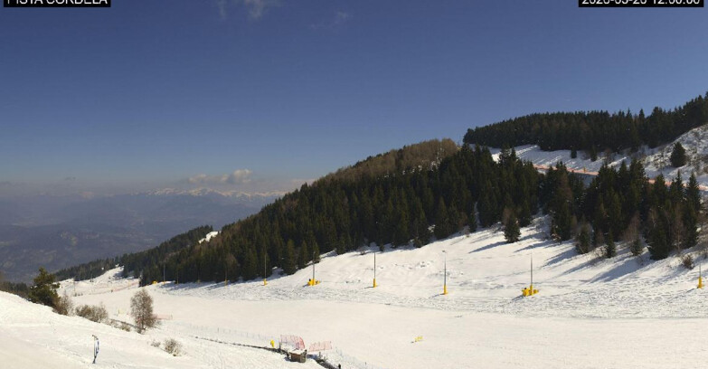 Webcam Монте-Бондоне  - Slope Cordela and snowpark