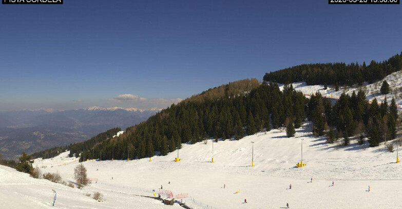 Webcam Монте-Бондоне  - Slope Cordela and snowpark