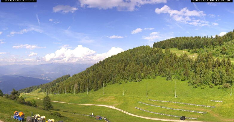 Webcam Monte Bondone - Slope Cordela and snowpark