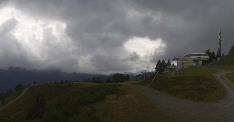 Webcam Folgarida-Marilleva  (Skiarea Campiglio Dolomiti di Brenta - Val di Sole Val Rendena) - Seggiovia Malghette 
