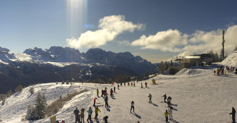 Webcam Skiarea Campiglio Dolomiti di Brenta Val di Sole Val Rendena - Seggiovia Malghette 