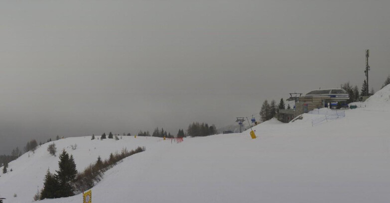 Webcam Folgarida-Marilleva  (Skiarea Campiglio Dolomiti di Brenta - Val di Sole Val Rendena) - Seggiovia Malghette 