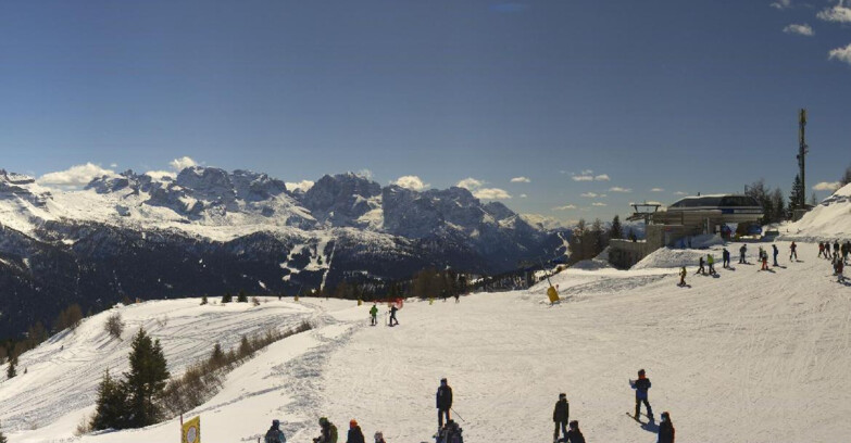 Webcam Skiarea Campiglio Dolomiti di Brenta Val di Sole Val Rendena - Seggiovia Malghette 